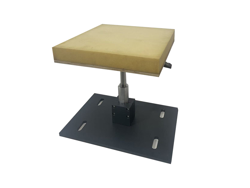 Rotating chair chassis testing device